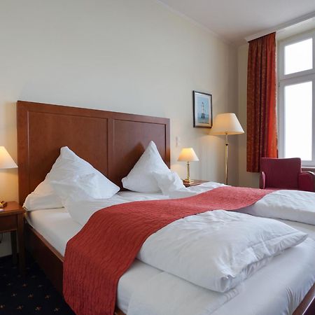 Strandhotel Ostfriesenhof Borkum Room photo